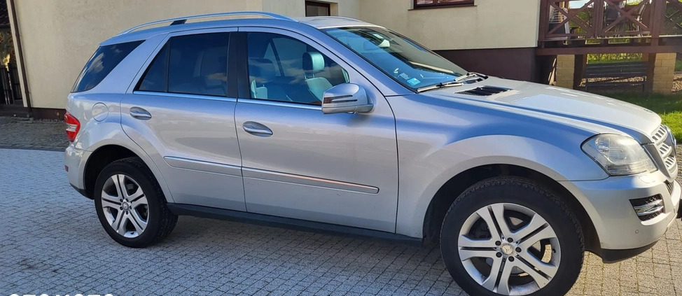 Mercedes-Benz ML cena 51000 przebieg: 268000, rok produkcji 2010 z Resko małe 191